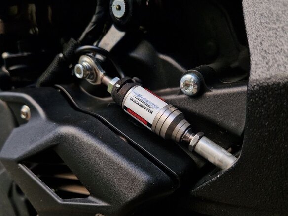 2020 MV Agusta Brutale 800, красный, 1180000 рублей - вид 11