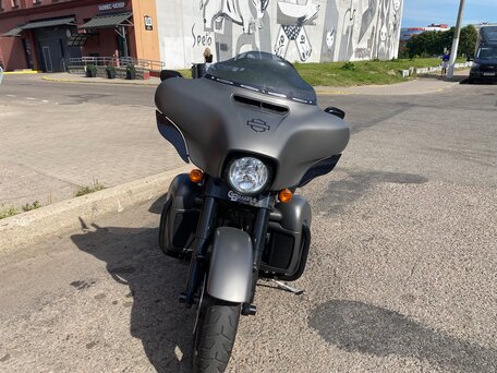 2018 Harley-Davidson Street Glide Special, зелёный, 1460000 рублей, вид 4