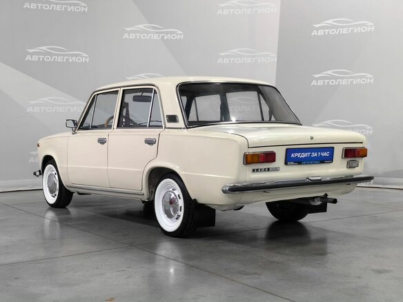 1987 Lada (ВАЗ) 21013, белый, 530000 рублей - вид 2