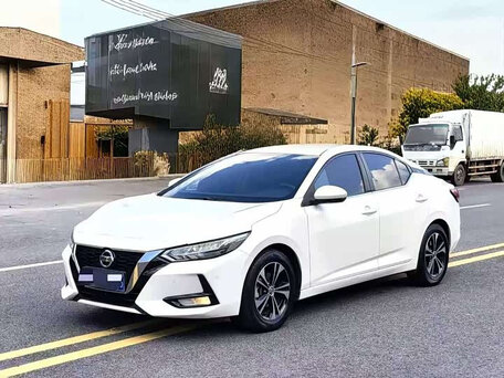 2023 Nissan Sylphy IV (B18) Рестайлинг, белый, 1390000 рублей, вид 1