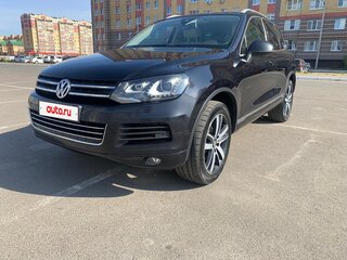 2013 Volkswagen Touareg II, чёрный, 2130000 рублей, вид 3