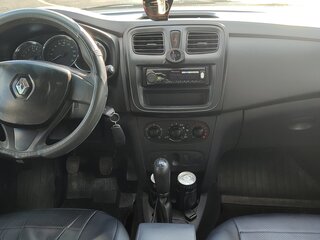 2017 Renault Logan II, белый, 620000 рублей, вид 5