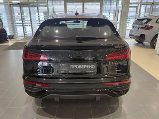 2025 Audi Q5 Sportback 45 TFSI I (FY), чёрный, 6500000 рублей, вид 4