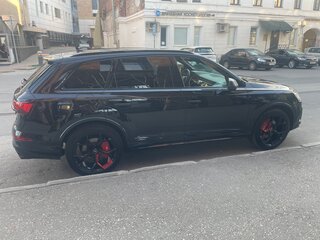 2021 Audi Q7 55 TFSI II (4M) Рестайлинг, чёрный, 6400000 рублей, вид 4