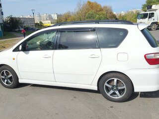 2004 Toyota Ipsum II (M20) Рестайлинг, белый, 800000 рублей, вид 4