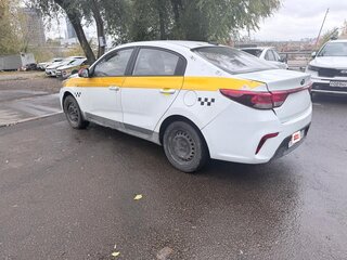 2017 Kia Rio IV, белый, 509000 рублей, вид 4