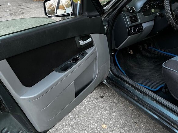 2010 Lada (ВАЗ) Priora I, синий, 155000 рублей - вид 8