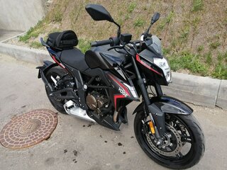 Voge 300R