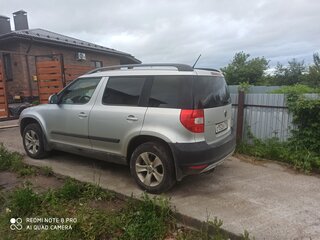 2012 Skoda Yeti I, серебристый, 850000 рублей, вид 2