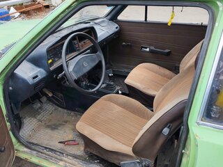 1980 Volkswagen Passat (FY) B1, зелёный, 130000 рублей, вид 5