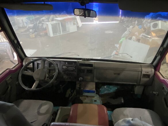 1999 Kia Combi, красный, 300000 рублей - вид 6