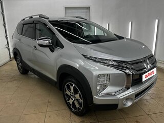 Mitsubishi Xpander Cross I