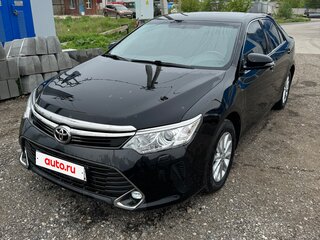 2017 Toyota Camry VII (XV50) Рестайлинг 2, чёрный, 1750000 рублей, вид 2