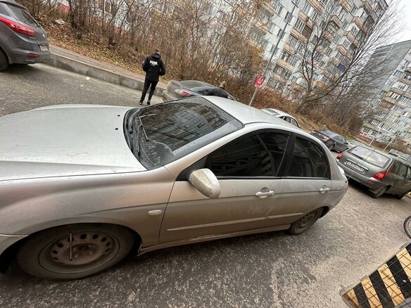 2008 Kia Cerato I Рестайлинг, серебристый, 550000 рублей - вид 5