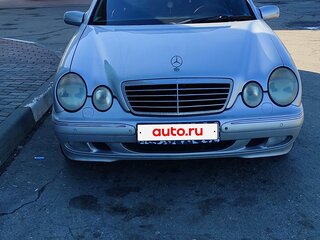 2001 Mercedes-Benz E-Класс 200 II (W210, S210) Рестайлинг, серебристый, 650000 рублей, вид 3