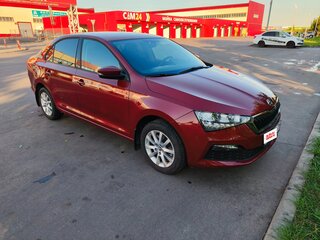 2021 Skoda Rapid II, красный, 1700000 рублей, вид 4
