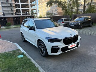 2019 BMW X5 30d IV (G05/G18), белый, 6800000 рублей, вид 3