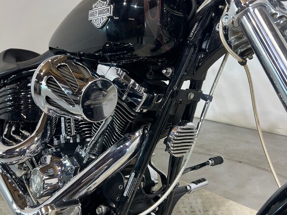 2008 Harley-Davidson Rocker C, чёрный, 910000 рублей - вид 14
