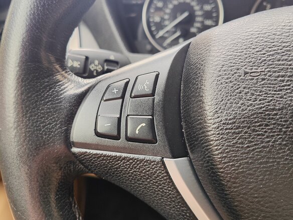 2010 BMW X5 50i II (E70) Рестайлинг, чёрный, 1800000 рублей - вид 9