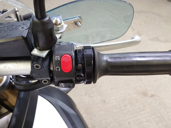 2012 Triumph Tiger 800, белый, 545000 рублей - вид 16
