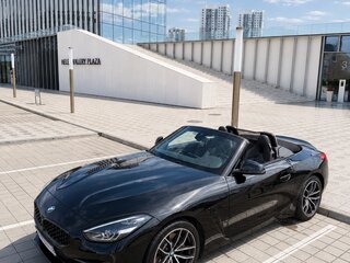 2021 BMW Z4 30i III (G29), чёрный, 3250000 рублей, вид 2