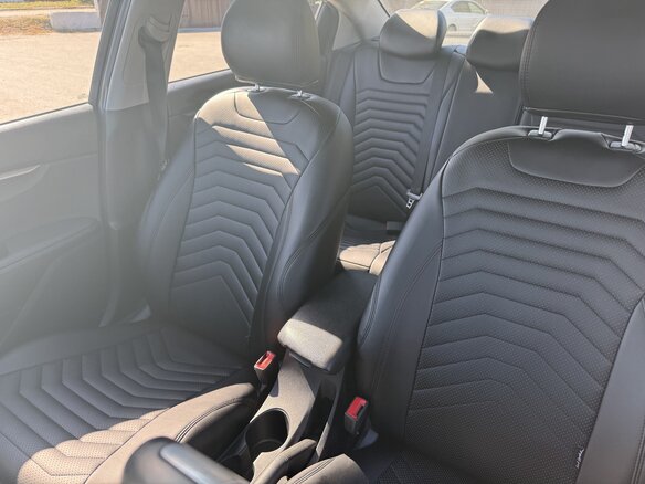 2020 Kia Rio IV Рестайлинг, чёрный, 1500000 рублей - вид 12