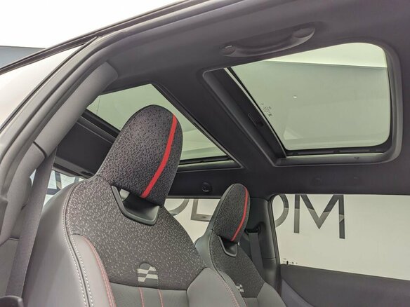 2026 Mini Hatch JCW IV (F65/F66/J01), красный - вид 14