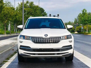 2022 Skoda Karoq I Рестайлинг, белый, 1995000 рублей, вид 2