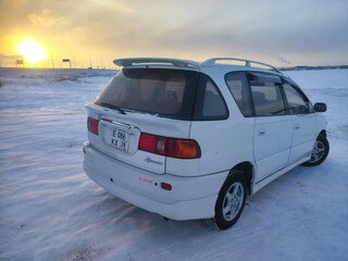 1998 Toyota Ipsum I (M10), белый, 830000 рублей, вид 5