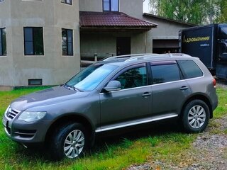 2008 Volkswagen Touareg I Рестайлинг, серебристый, 1150000 рублей, вид 5