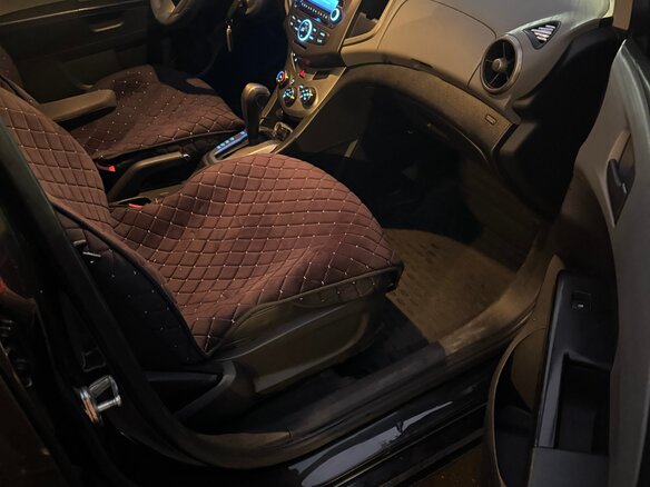 2014 Chevrolet Aveo II, чёрный, 1090000 рублей - вид 5