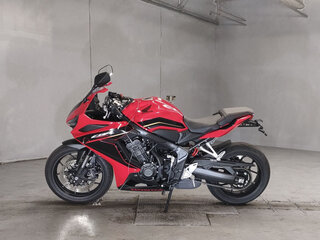 2023 Honda CBR 650R, красный, 890000 рублей, вид 2