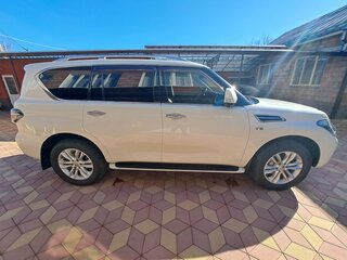 2014 Nissan Patrol VI (Y62) Рестайлинг, белый, 2650000 рублей, вид 2