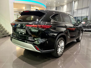 2025 Toyota Highlander IV (XU70), чёрный, 5250000 рублей, вид 4