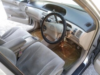 2000 Toyota Vista V (V50), серебристый, 400000 рублей, вид 5