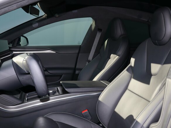 2021 Tesla Model S Plaid I Рестайлинг 2, чёрный, 8800000 рублей - вид 11