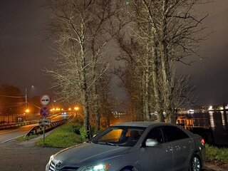2009 Toyota Camry VI (XV40), серебристый, 900000 рублей, вид 4