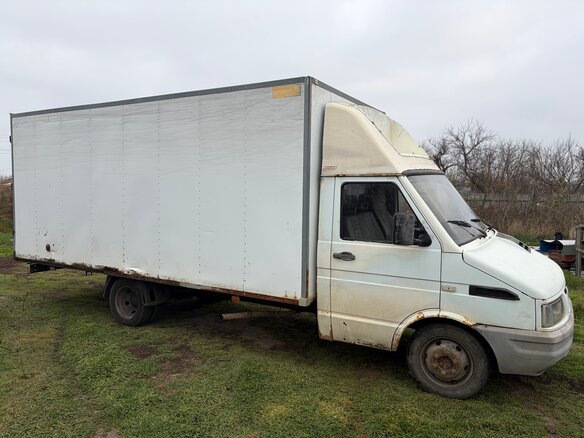 1998 Iveco Daily, белый, 500000 рублей - вид 1