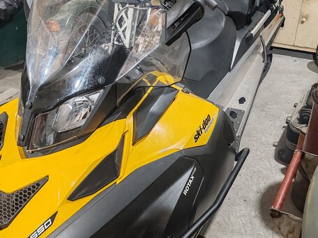 2014 BRP Ski-Doo Tundra 550, жёлтый, 1000000 рублей, вид 4