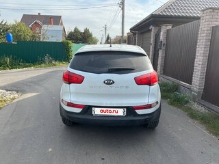 2015 Kia Sportage III Рестайлинг, белый, 1400000 рублей, вид 4