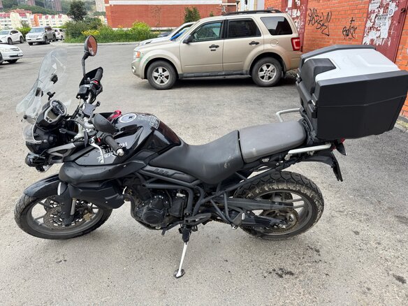 2013 Triumph Tiger 800, чёрный, 650000 рублей