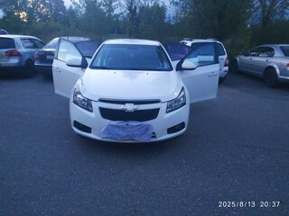 2010 Chevrolet Cruze I, белый, 850000 рублей, вид 1