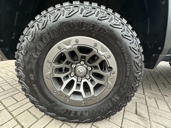 2024 Ram 1500 Crew Cab TRX V, белый, 11500000 рублей - вид 10