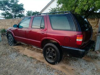 1997 Chevrolet Blazer II, красный, 250000 рублей, вид 4