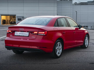 2016 Audi A3 III (8V) Рестайлинг, красный, 1990000 рублей, вид 5
