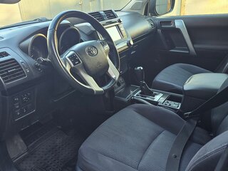 2015 Toyota Land Cruiser Prado 150 Series Рестайлинг 1, чёрный, 3500000 рублей, вид 4