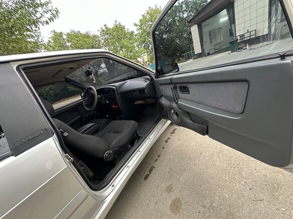 2008 Lada (ВАЗ) 2113, серебристый, 335000 рублей - вид 4