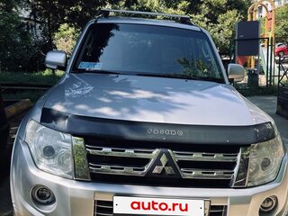 2012 Mitsubishi Pajero IV Рестайлинг 1, серебристый, 1940000 рублей, вид 2