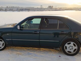 1997 Mercedes-Benz E-Класс 280 II (W210, S210), зелёный, 550000 рублей, вид 4
