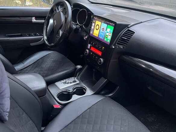 2010 Kia Sorento II, чёрный - вид 7